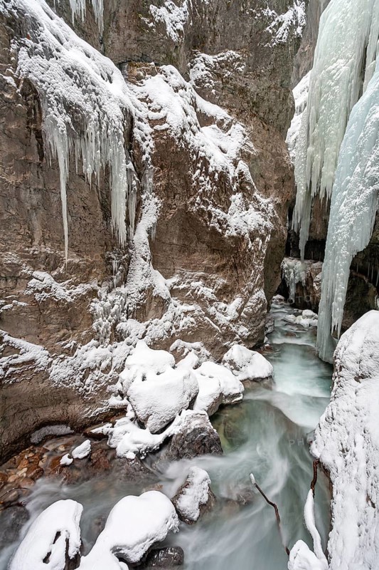 Icicle in a gorge, gorge, winter, ice, snow, river, Partnachklamm, Garmisch-Partenkirchen, Upper Bavaria, Bavaria, Germany, Europe