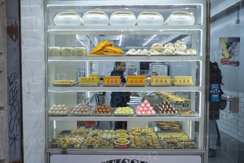 Pasteleria Ayub, pastry shop, baklava, Barcelona, Catalonia, Spain, Europe