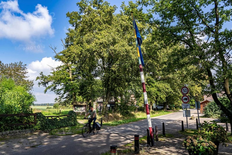 The so-called Green Border, at the former border crossing Grenzweg near Straelen-Kastanienburg and NL Velden, between Germany and the Netherlands, adventure trail for children, the Smugglers' Trail, North Rhine-Westphalia, Germany, Europe