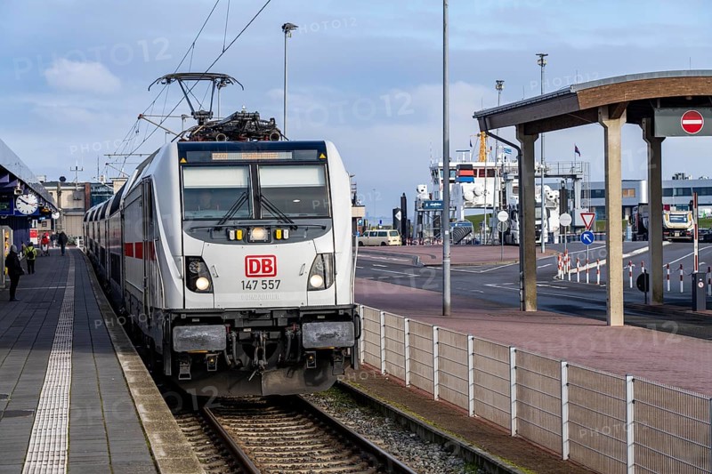 Norddeich-Mole railway station, at the ferry landing stage to the East Frisian islands of Norderney and Juist, IC railway station, Lower Saxony, Germany, Europe