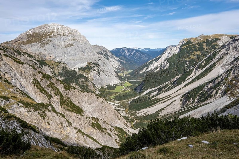 Hiking trail to the Lamsenspitze, view into the Falzthurntal, summit of the Sonnjoch behind, in autumn, Karwendel Mountains, Alpenpark Karwendel, Tyrol, Austria, Europe