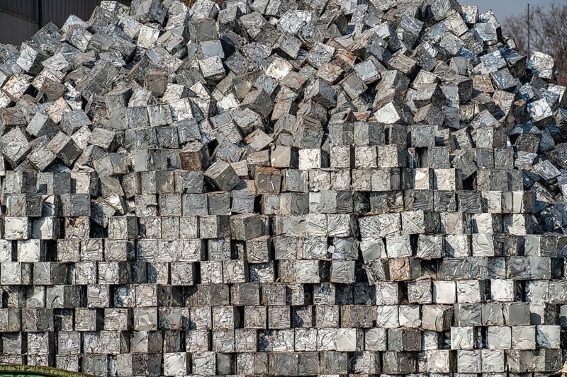 Duisburg-Ruhrort inland port, forwarding island, recycling of scrap metal, scrap metal, aluminium scrap, Duisburg, North Rhine-Westphalia, Germany, Europe