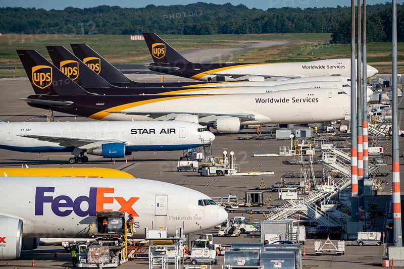 Cologne-Bonn Airport, CGN, cargo planes standing in front of the air cargo centre, being loaded and unloaded, North Rhine-Westphalia, Germany, Europe