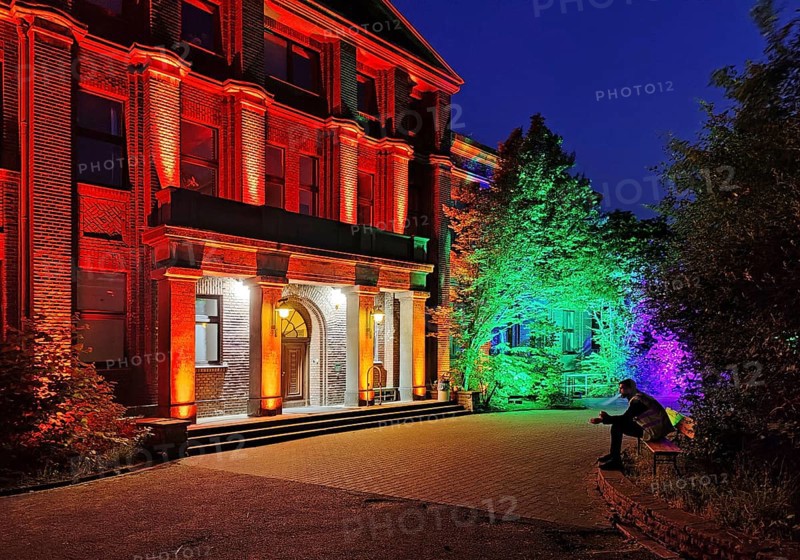 Illuminated building at the Extraschicht at Heinrich Robert colliery, Ost colliery, Hamm, Ruhr area, North Rhine-Westphalia, Germany, Europe
