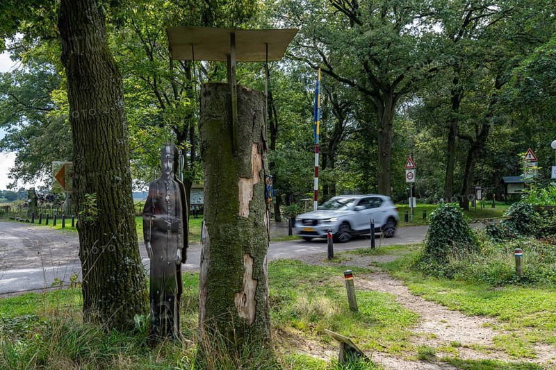 The so-called Green Border, at the former border crossing Grenzweg near Straelen-Kastanienburg and NL Velden, between Germany and the Netherlands, adventure trail for children, the Smugglers' Trail, North Rhine-Westphalia, Germany, Europe