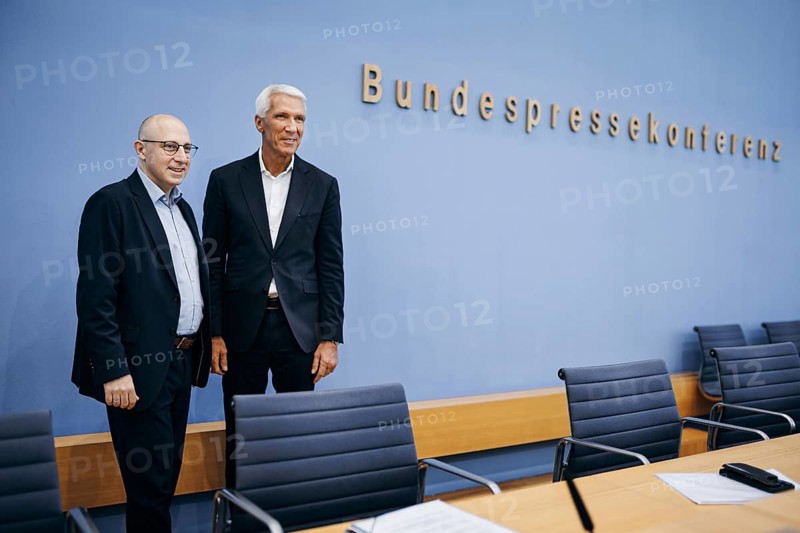 Ralf Wintergerst, Bitkom President and Sinan Selen, Vice President of the Federal Office for the Protection of the Constitution (BfV), at a press conference on the economic protection report at the Federal Press Conference in Berlin, 28 August 2024