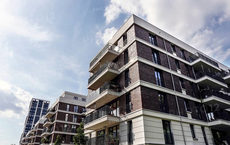 New development district with 600 newly built flats in the St. Marien residential park in Berlin's Neukölln district, Berlin, 05/09/2022