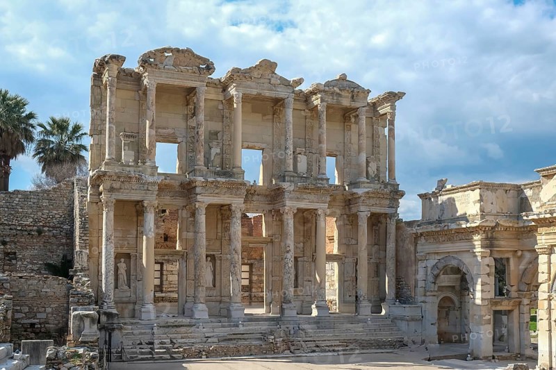 Celsus Library, on the right the south gate of the Agora, ancient city of Ephesus, Efes, Izmir province, Turkey, Asia