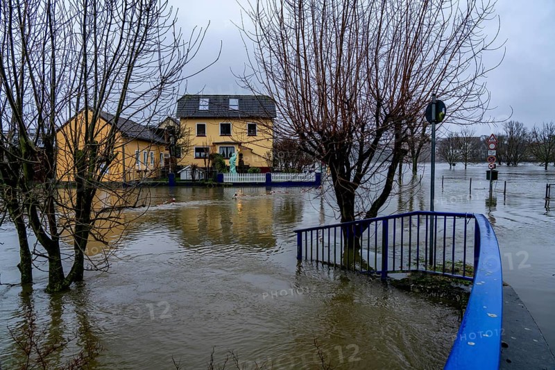Flood on the Ruhr, here near Hattingen, buildings at a flooded campsite, completely surrounded by floodwater, after days of continuous rain, North Rhine-Westphalia, Germany, Europe
