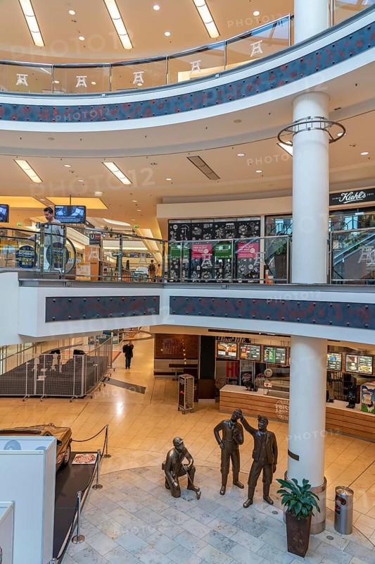 Effects of the coronavirus pandemic in Germany, Essen, empty shopping centre, Limbecker Platz