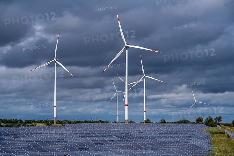 Solar park and wind farm near Morschheim, part of the municipality of Kirchheimbolanden, Rhineland-Palatinate, Germany, Europe