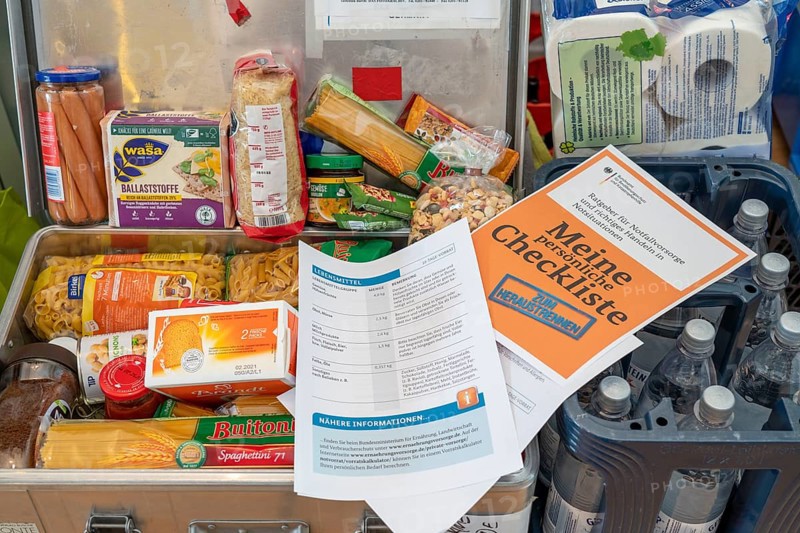 Emergency preparedness, food supply in a private household, box of long-life food, 10-day supply, according to the recommendations of the Federal Office of Civil Protection and Disaster Assistance