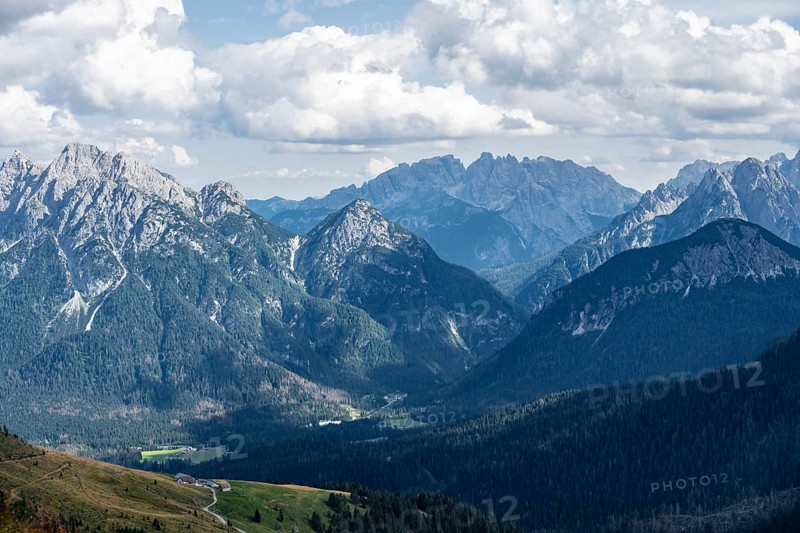 View from the Carnic main ridge to the Sesto Dolomites, Carnic Alps, Carinthia, Austria, Europe