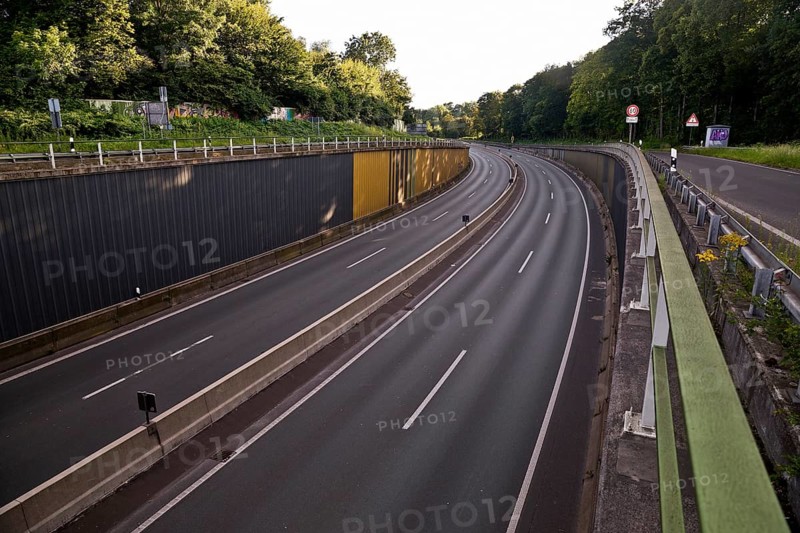 Empty A 40 motorway, full closure due to construction work until November 2024, Bochum, North Rhine-Westphalia, Germany, Europe