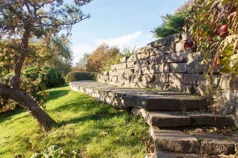 Cottage garden with stone stairs and retaining wall, Modern landscape design