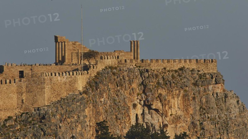 Evening light or late afternoon light, Acropolis of Lindos, Temple of Athena Lindia, Lindos, Rhodes, Dodecanese, Greek Islands, Greece, Europe