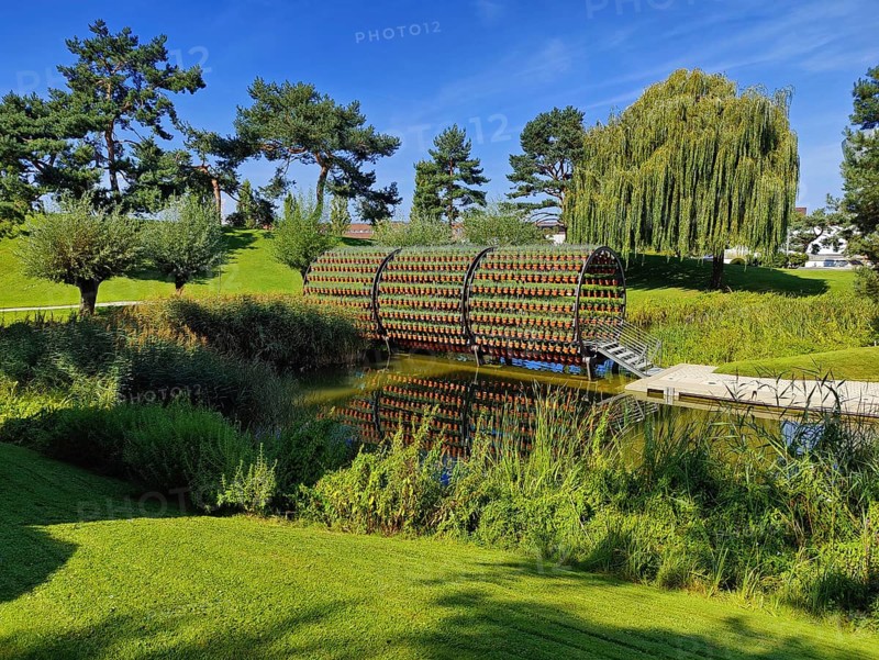 Scented tunnel, a work of art and a beam bridge by Ólafur Elíasson, Autostadt, Volkswagen AG, Wolfsburg, Lower Saxony, Germany, Europe