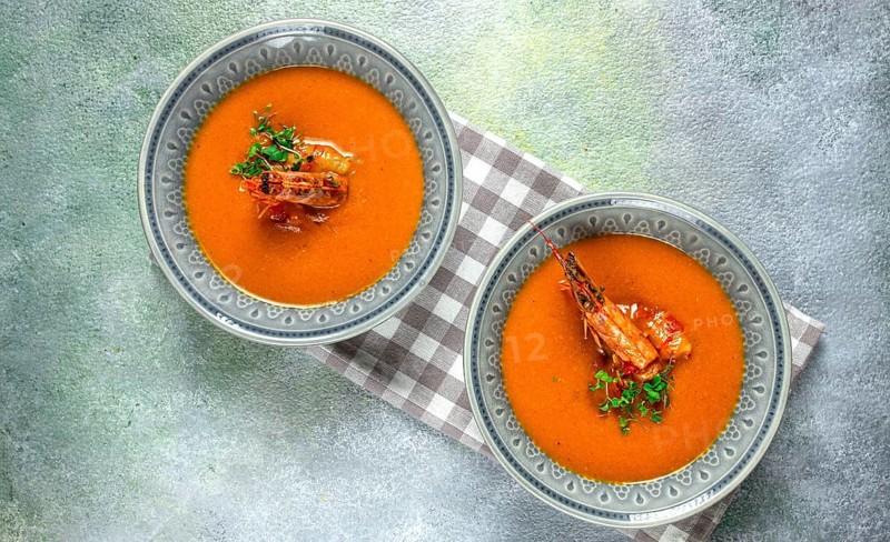 Shrimp cream soup, bisque soup, French cuisine, homemade, no people