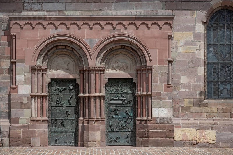 Entrance portals of the Villingen Minster of Our Lady, with modern doors, Villingen-Schwenningen, Baden-Württemberg, Germany, Europe