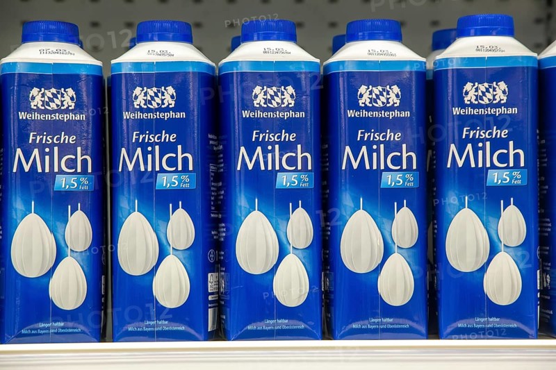 February 2024: Milk from WEIHENSTEPHAN in the supermarket