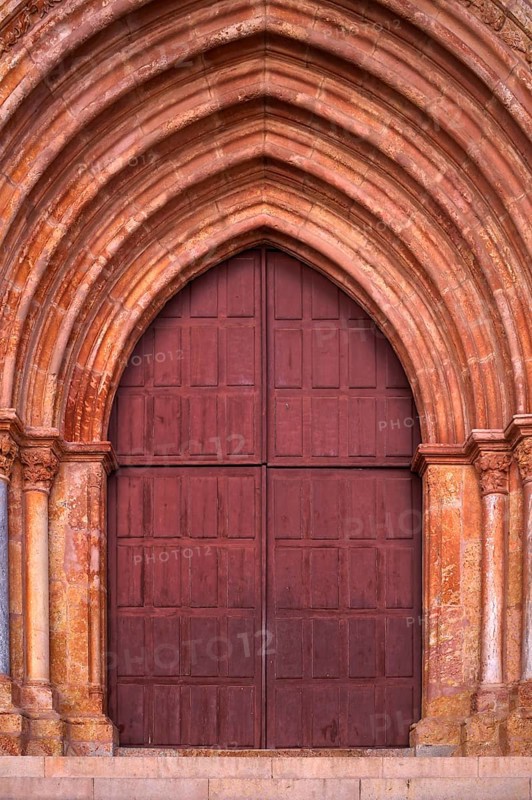 Silves, entrance portal, cathedral, Sé Catedral de Silves, Algarve, Portugal, Europe