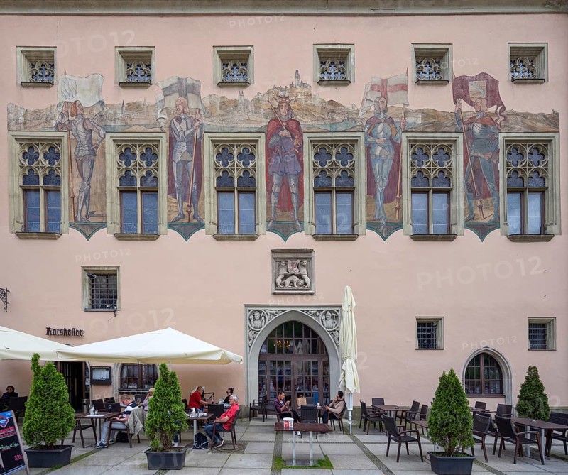 Detail of the Old Town Hall with the facade frescoes from 1922, the frescoes show Emperor Ludwig the Bavarian and four flag bearers, Rathausplatz 1, Passau, Lower Bavaria, Bavaria, Germany, Europe