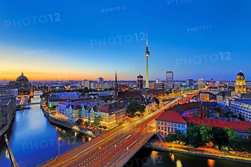 City panorama with Spree, Cathedral, Nikolai Quarter, Red City Hall, TV Tower and Old Town House in the evening, Berlin-Mitte, Berlin, Germany, Europe