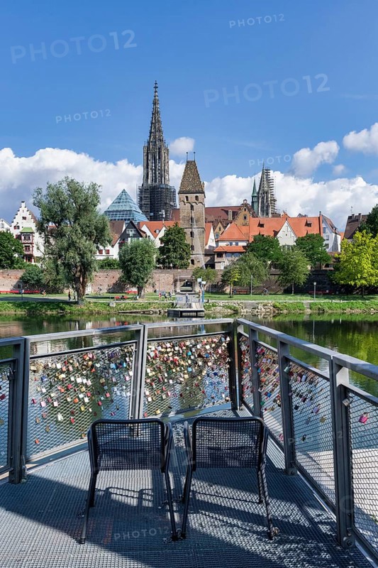 City view, Danube bank with historic old town, fishermen's quarter, butcher's tower and cathedral, viewing platform, friendship castles, Ulm, Baden-Württemberg, Germany, Europe