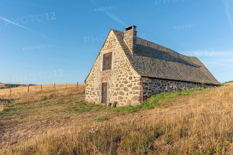 Traditional sheepfold renovated in stone in Aubrac. Cevennes, France, Europe