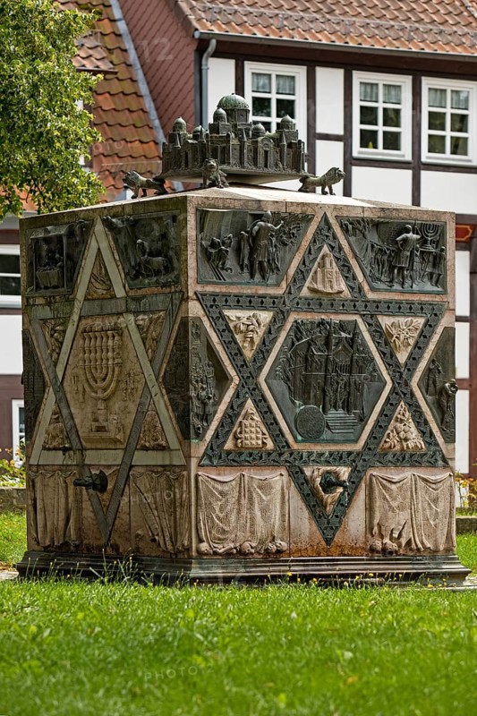 Synagogue memorial at the original site of the synagogue on the Lappenberg, Hildesheim, Lower Saxony, Germany, Europe