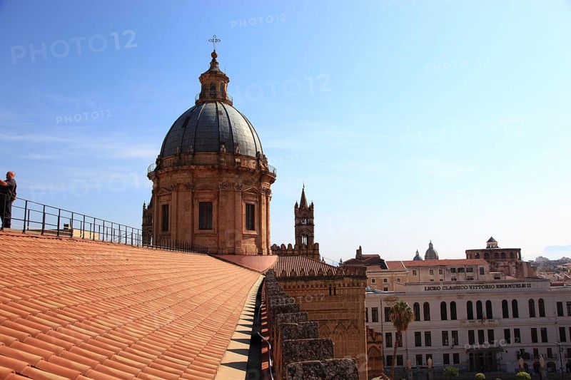 City of Palermo, view from the roof of the Cathedral Maria Santissima Assunta to the baroque dome of the cathedral, UNESCO World Heritage Site, Sicily, Italy, Europe