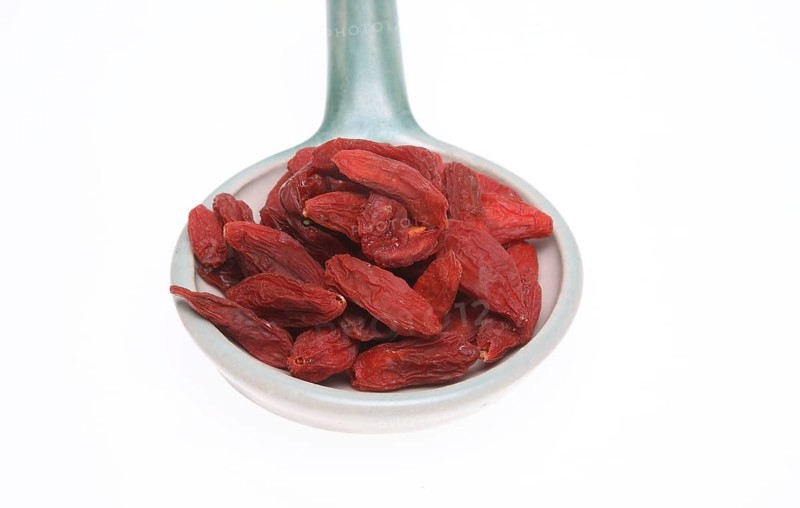 Goji, goji berries (Lycium barbarum), fenugreek, plant species of the nightshade family. Common buckthorn, common devil's twine, Chinese wolfberry. Berries used in traditional Chinese medicine (TCM) as well as in Chinese cuisine