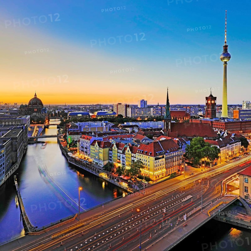 City panorama with Spree, Cathedral, Nikolai Quarter, Red City Hall and TV Tower in the evening, Berlin-Mitte, Berlin, Germany, Europe