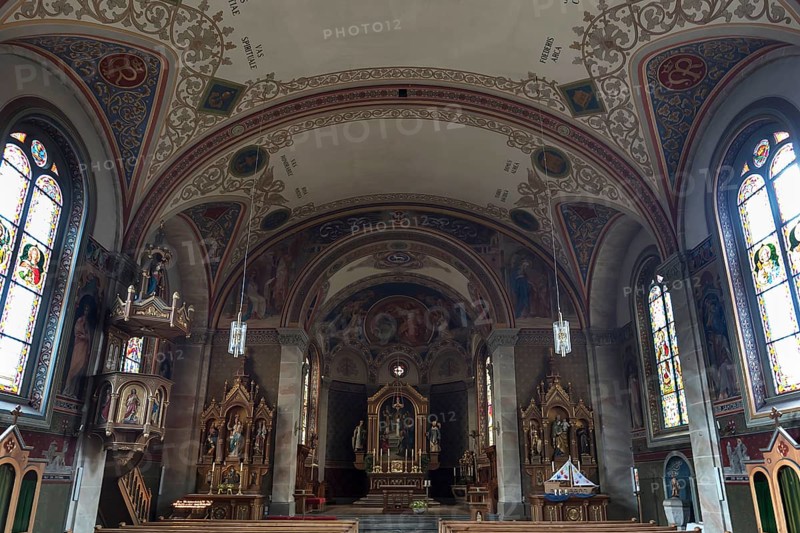 Interior of the parish church Maria Opferung, built in 1889, Riezlern, Kleinwalsertal, Austria, Europe