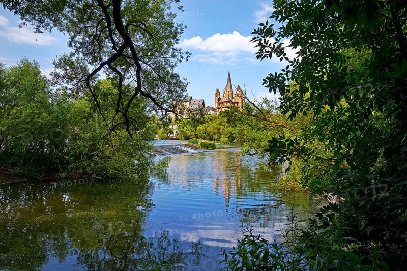 Limburg Cathedral St. George and Limburg Castle, also called Limburg Castle above the river Lahn, Limburg an der Lahn, Hesse, Germany, Europe