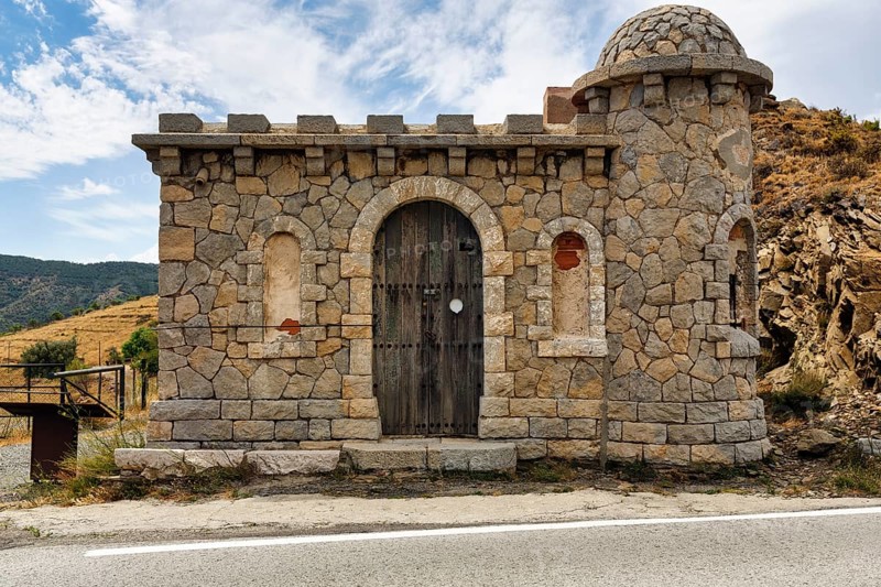 Border house on the coastal road from Portbou to Cerbère, border crossing, Monument a l'Exili Republicà Espanyol, monument commemorating the escape of the Spanish Republicans in 1939, museum, Pyrenees, Spain, Europe