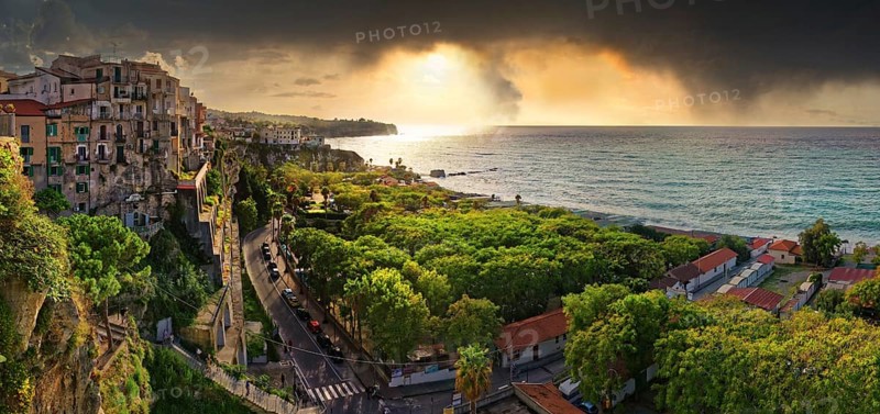 Sea view from the historic old town of Tropea at sunset, Tropea, Vibo Valentia, Calabria, Southern Italy, Italy, Europe