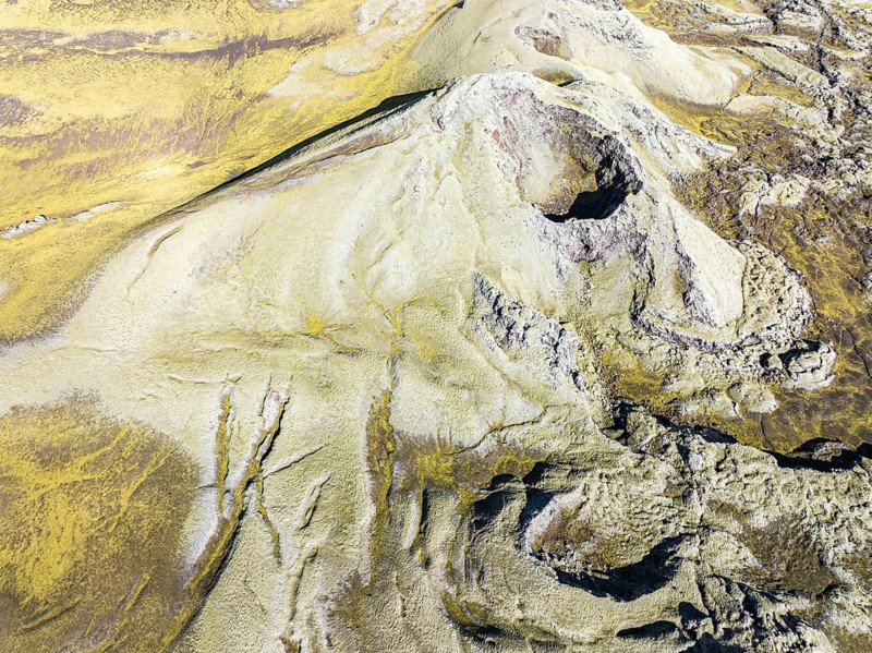 Moss-covered Laki crater or Lakagígar, series of craters, aerial view, interior highlands of Iceland, Suðurland, Iceland, Europe