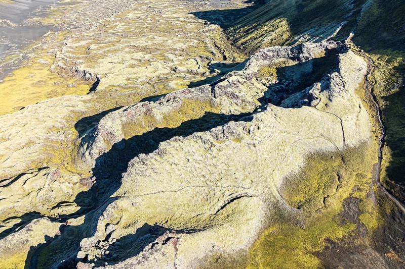 Moss-covered Laki crater or Lakagígar, series of craters, aerial view, interior highlands of Iceland, Suðurland, Iceland, Europe