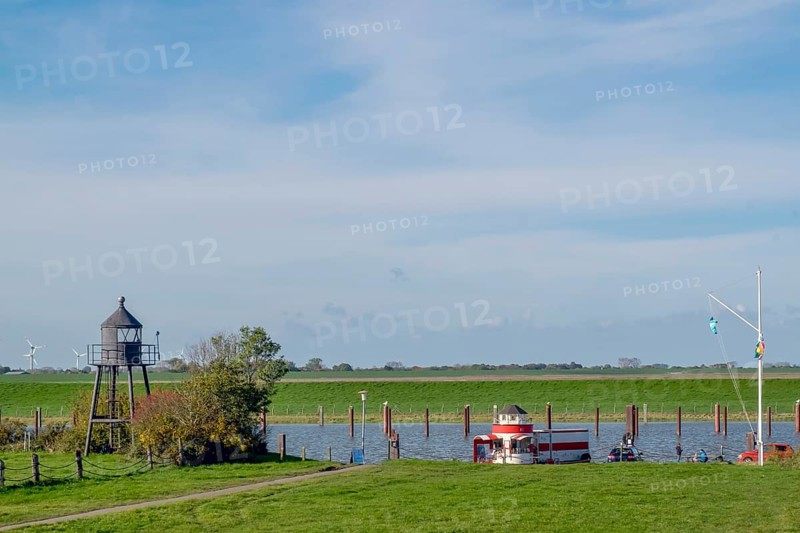 Dangast pier light (old Wilhelmshaven light), the pier light used to stand on the pier of the former 3rd entrance to Wilhelmshaven, north of the Nassau harbour, later it was sold and set up for display purposes in Dangast, Dangast, district of Friesland, Lower Saxony, Germany, Europe