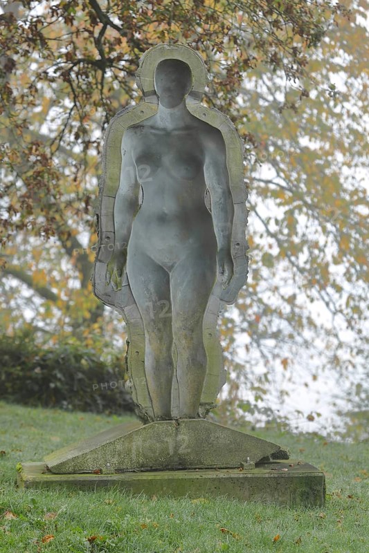 Sculpture Day and Night by Ubbo Enninga, female figure, 3D effect, three-dimensional, three-dimensional, convex, moulded, curved, arched, hollow, shape, frame, framing, edge, envelope, Stadtpark, Biedenkopf, Hesse, Germany, Europe