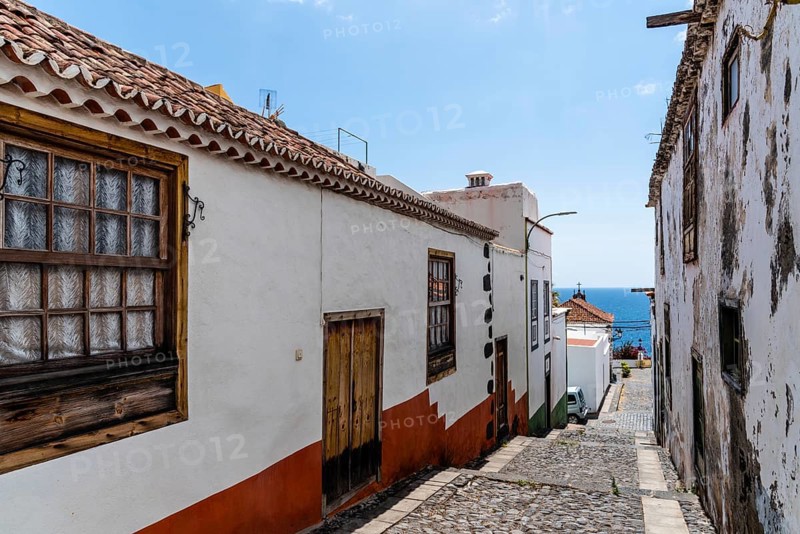 Typical houses in the traditional La Canela Quarter in Santa Cruz de la Palma, Canary Islands, Spain, Europe