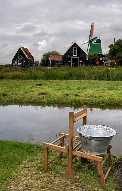 Houses in the Zaanse Schans which is a populair tourist attraction in the Netherlands