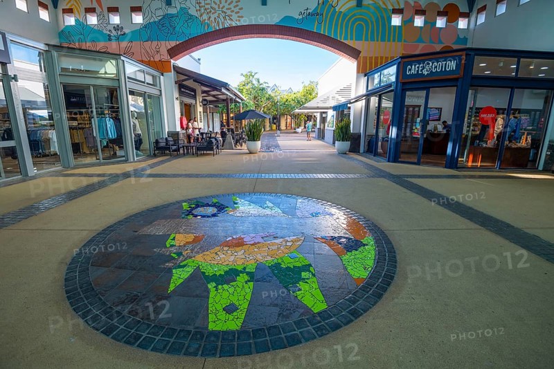 Cascavelle Shopping Mall, shopping centre, Flic en Flac, west coast, Indian Ocean, island, Mauritius, Africa
