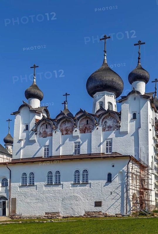 Solovetsky Monastery is a fortified monastery located on the Solovetsky Islands in the White Sea, Russia.Transfiguration Cathedral