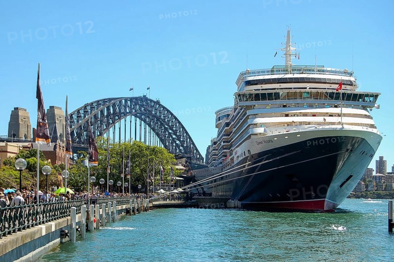 Queen Victoria Cruise and the Harbour Bridge in Sydney, Australia, Oceania