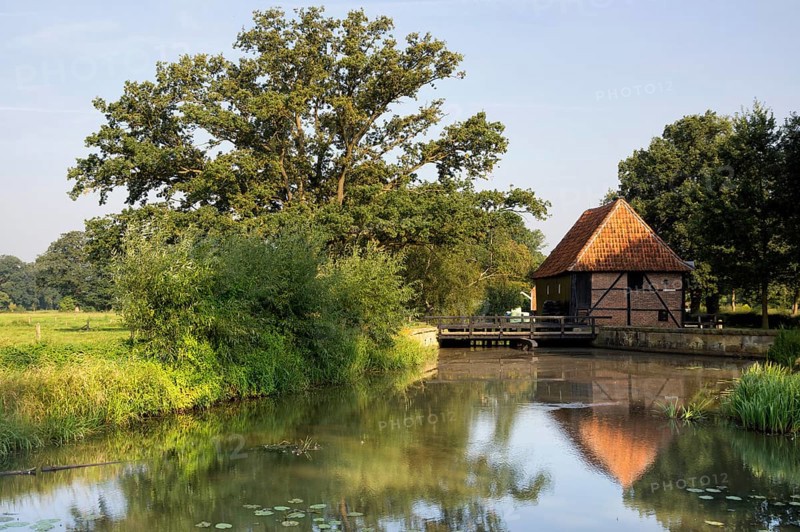 The Oldemeule is a beautifully located water mill on the Oelerbeek in the municipality of Hengelo