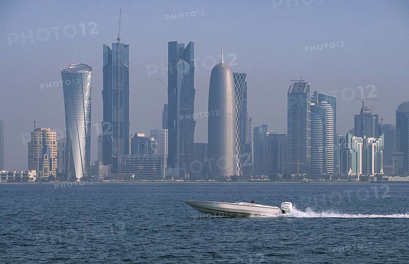 13.09.2010, Doha, Qatar Qatar, A view of the skyline of the Al Dafna business district from the promenade along Al Corniche Street