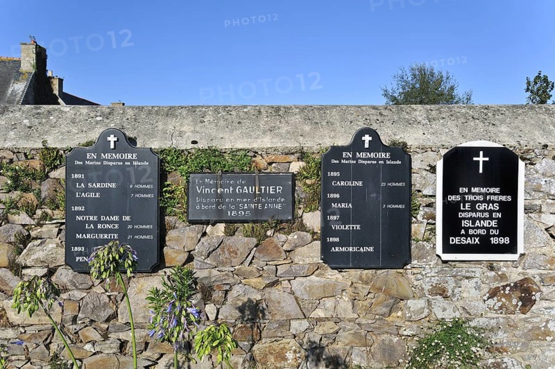 Wall of the Departed at the Ploubazlanec cemetery with the names of 120 boats and 2000 Iceland fishermen lost at sea in the Icelandic waters, Côtes-d'Armor, Brittany, France, Europe