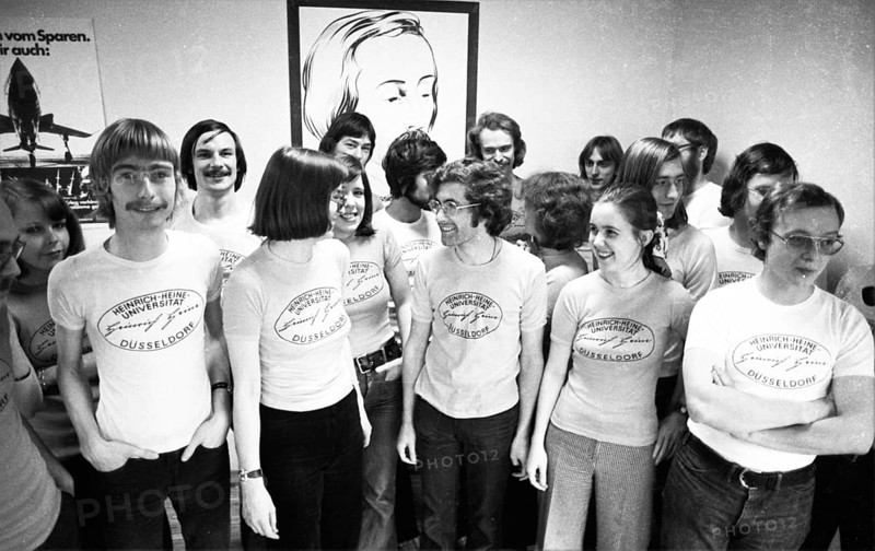 Students at the University of Düsseldorf used this campaign to campaign for the naming of their university after the poet Heinrich Heine, as shown here on 20 November 1975, which finally succeeded in 1988